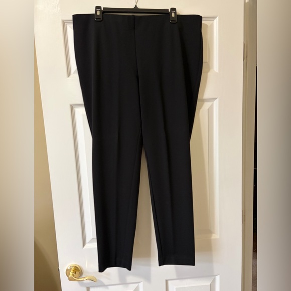 Zac & Rachel Pants - NWOT Zac & Rachel Classic Black Straight Leg Pull on Pants w/2” waistband, Sz 2X